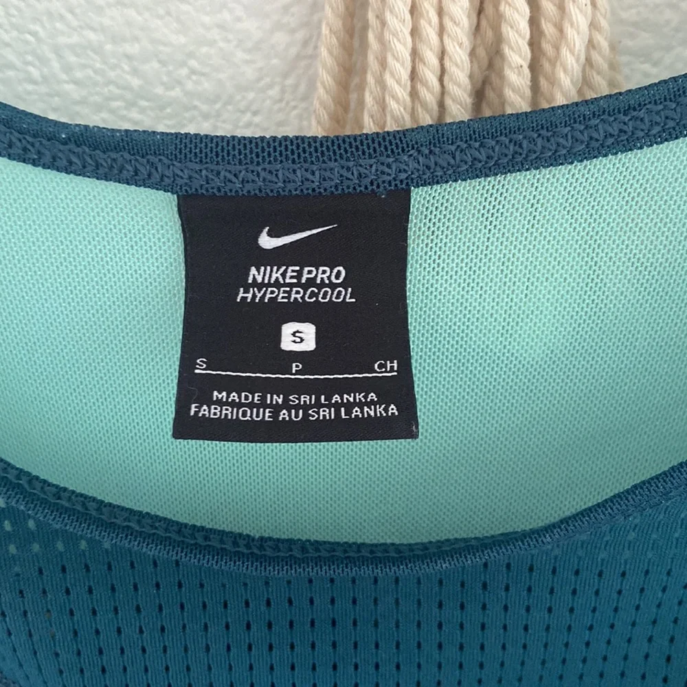Nike hyper cool mesh tank top athletic shirt yellow teal sea foam womens small